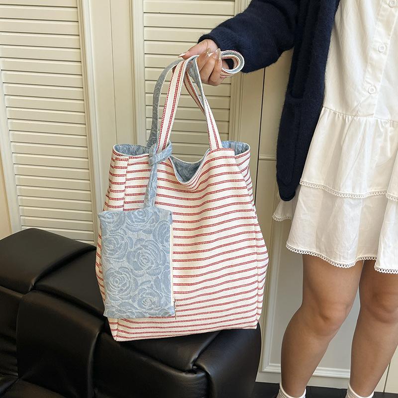 Xiaoxiangfeng camellia denim bag women's large-capacity tote bag 2025 new shopping bag commuter shoulder bag