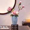 Composizione di fiori artificiali di magnolia: Set decorativo in ceramica per sala da pranzo o soggiorno