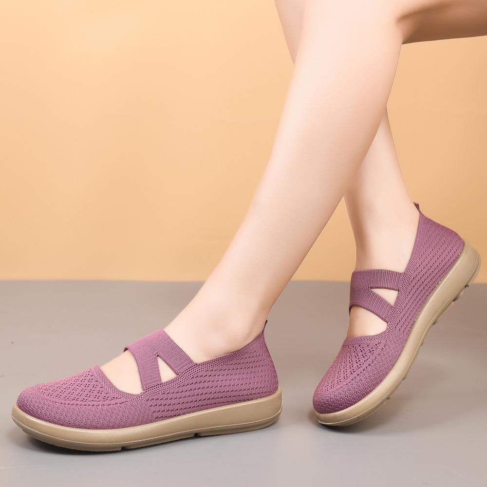 New summer mother shoes soft sole comfortable flat shoes hollow mesh breathable shoes