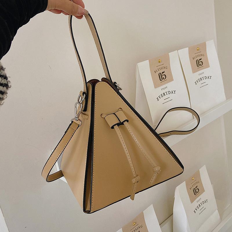 Niche Designer Bag Women 2025 New Candy Color Triangle Bag Messenger Bag Personalized Hand Bag