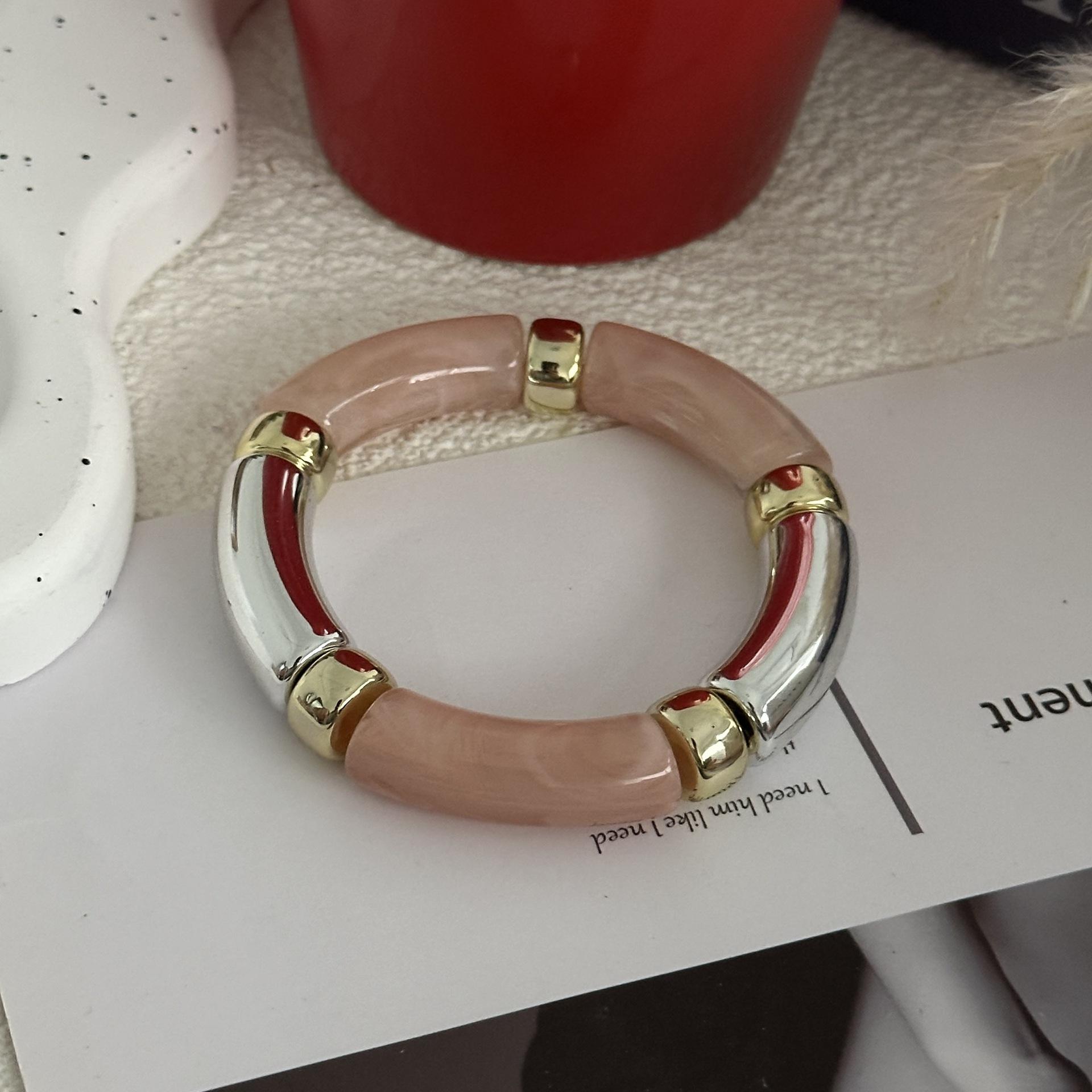 

11 Style Exaggeration Woman Bracelets for Women Vintage Gradient Pink Acrylic Bangles Jewelry Fashion Geometric Pulseras Mujer