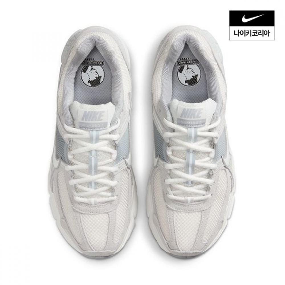 Women S Nike Zoom Vomero 5 Hq0458 001