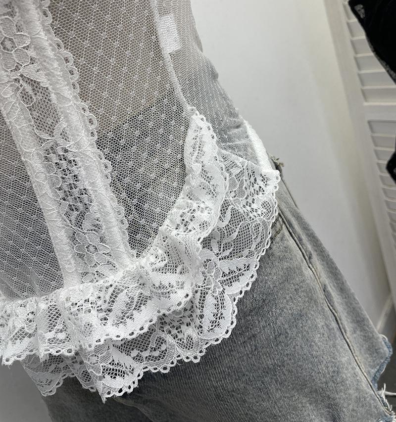 Sheer Lace Trim Camisole with Chest Pads and Slim-Fit Boning