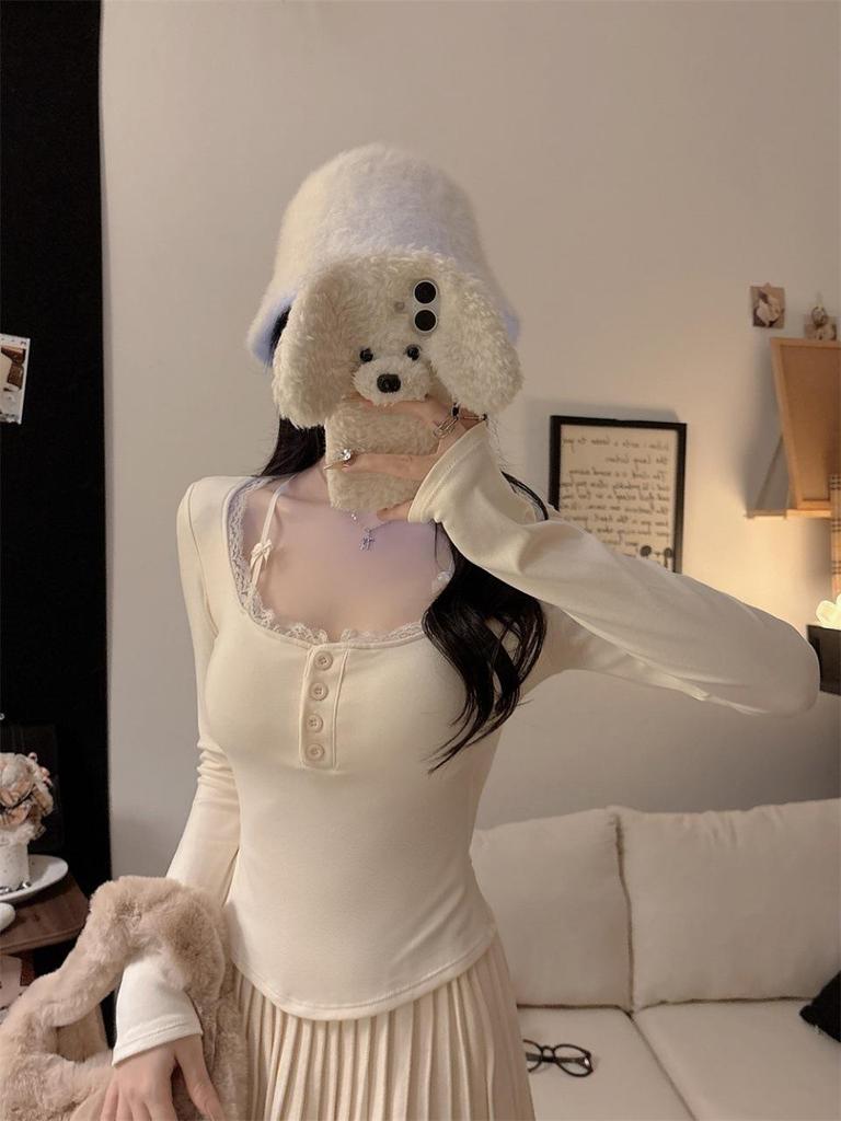 Women's Red Lace Patchwork Long Sleeve Slim-Fit T-shirt - Autumn/Winter Trendy Base Layer Top