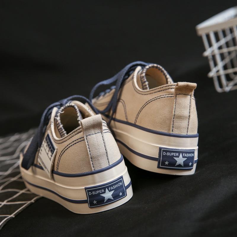 The New Korean Solid Color Low -Top Korean Casual Thick -Soled Canvas Shoes All -Match Muffins Increase