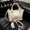 Early Spring New Embroidery-textured Handheld Bucket Bag, Elegant and Fresh Women's Artistic Crossbody Bag
