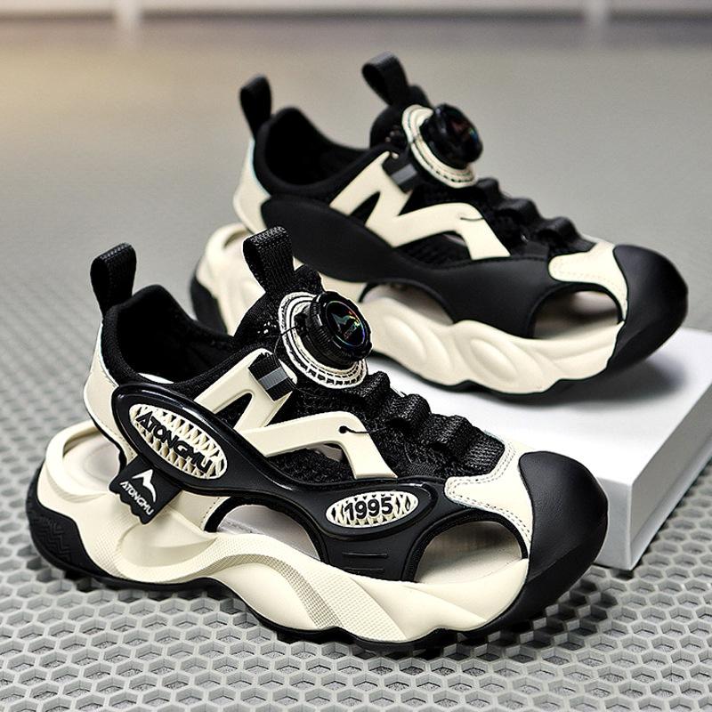 Boys Baotou Sandals Summer 2025 New Sports Beach Shoes Medium Older Boys Soft Sole Non-slip Children's Sandals