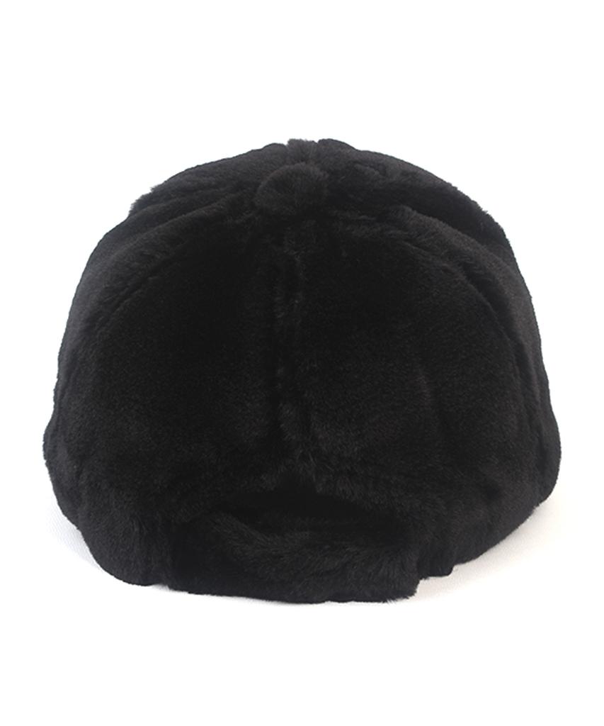 Yunibeosyeolkemiseuteuli Bubble Black Fur Ballcap