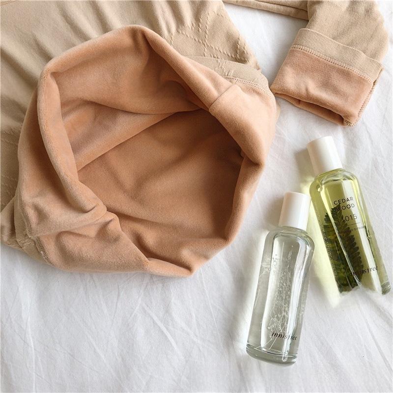 Women's Thermal Underwear Set: Long Sleeve Velvet Round Neck Top