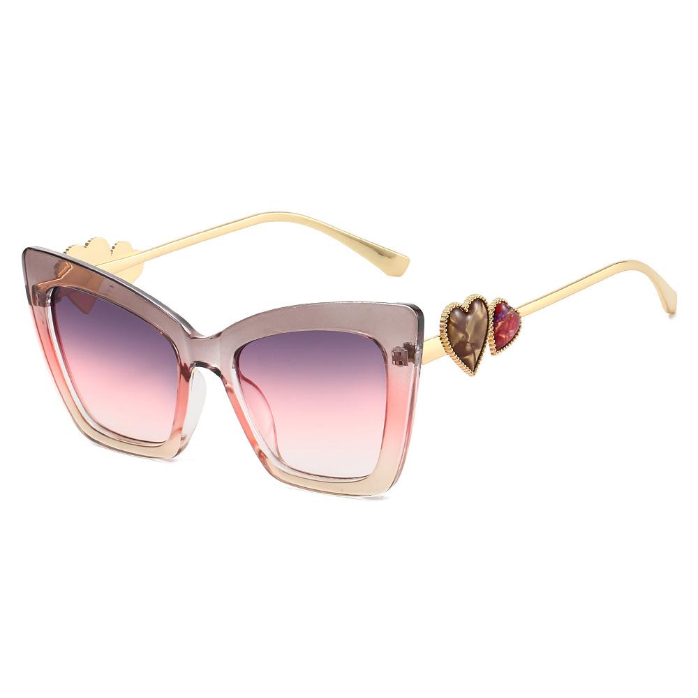 

Fashion Oversized Cat Eye Frames Shades Uv400 Modern Heart Decoration Luxury Sunglasses Women Outdoor Activities as pictures