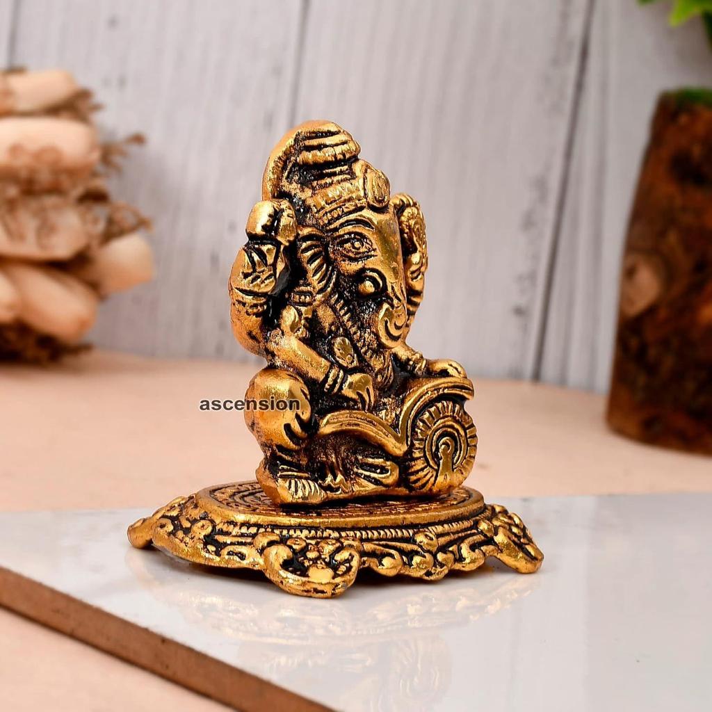 Designer Metal Lord Ganesha Statue Golden Brass Hindu God Ganesh Ganpati Sitting Idol Blessing Ganpati Sculpture for Home