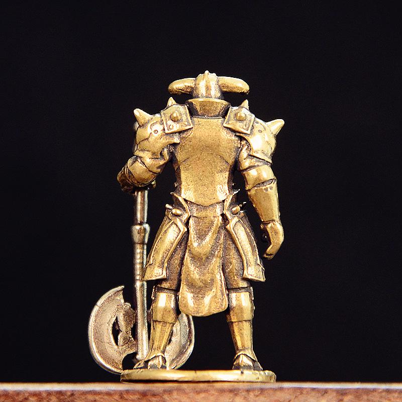 Axe Warrior Brass Desktop Tea Pet Ornament Creative Home Crafts Ornament Office Ornament
