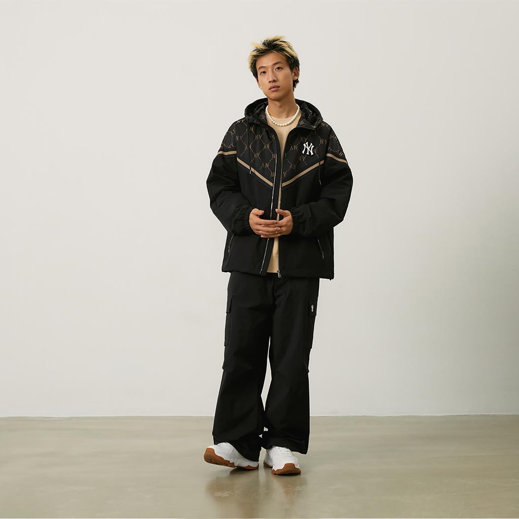 New MLB MONOGRAM Collection New York Yankees 24FW Windproof Jacket Unisex Black 3AWJM0144-50BKS