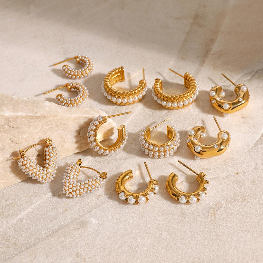 Stainless steel c-shaped earrings, pearl studs, European and American ins earrings, titanium steel does not fade