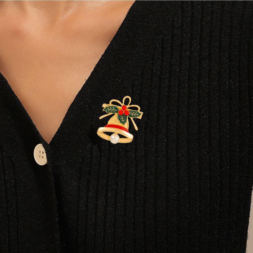 Cartoon Santa Claus Enamel Pins Bell Dripping Oil Lapel Pin Temperament Christmas Brooch  Women