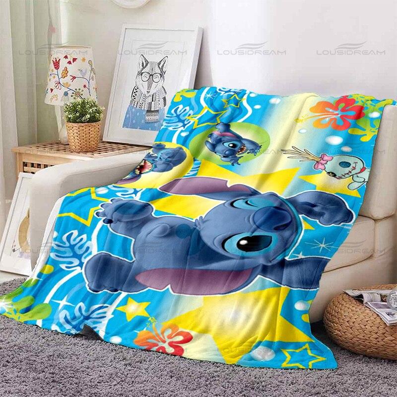 Fashion Animated Couple Blankets Cute Cartoon Pet Pattern Thin Blankets Flannel Portable Home Travel Office Blankets