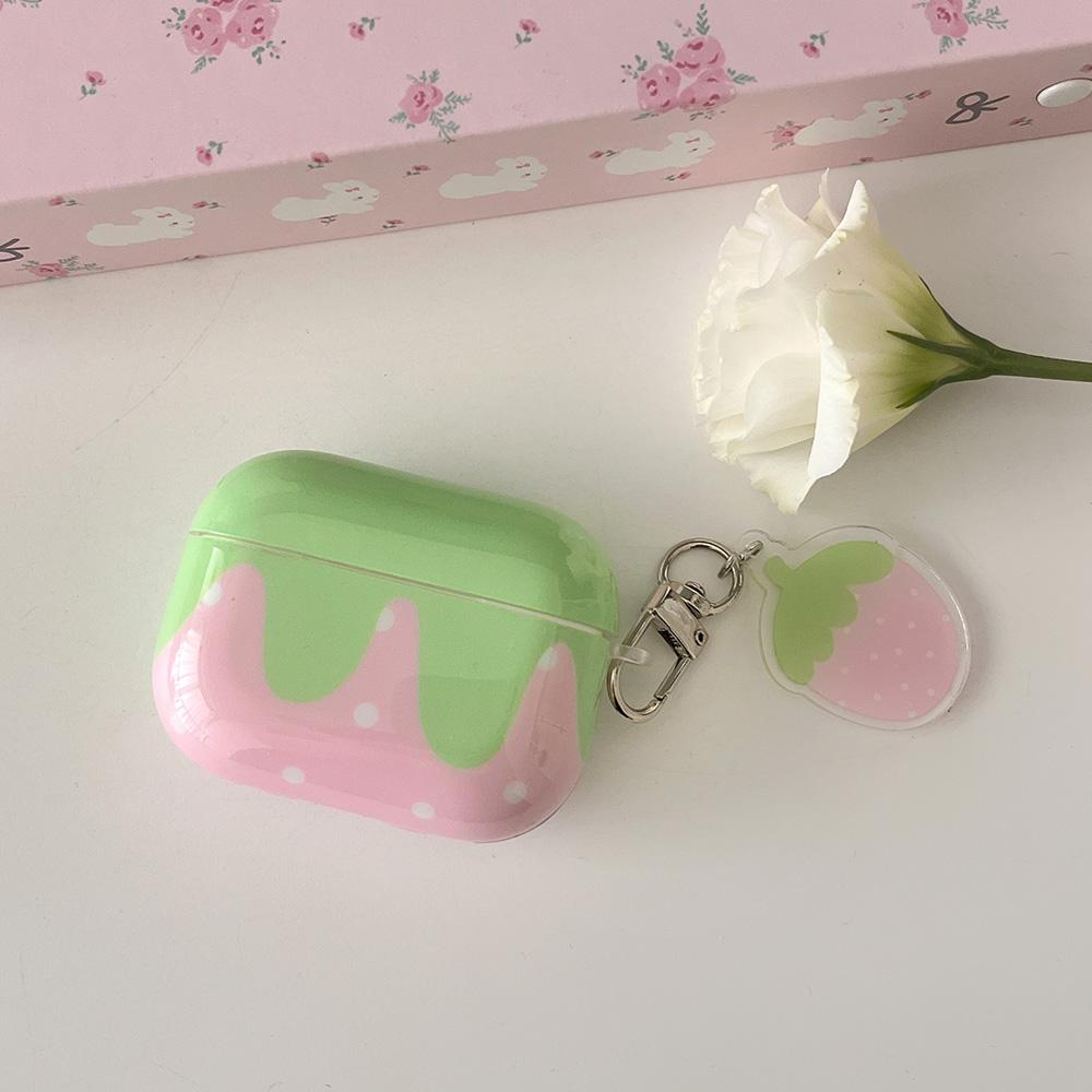 Korea Lovely Fresh Strawberry Pattern Silicone Earphone Case for AirPods 2 3 4 Pro 2nd Generation Protective Cover Cute Pendant