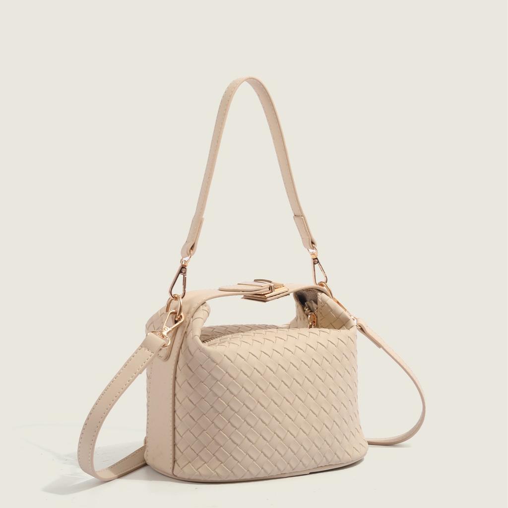Women's Leather Woven Small Square Bag 2025 New Autumn Winter Crossbody Shoulder Bag Niche Design Handheld Lunch Box Bag