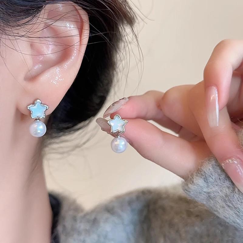 Spicy Girl Vibe: 2025 Sweet & Cool Niche Tassel Earrings - Chic & Slimming Long Design