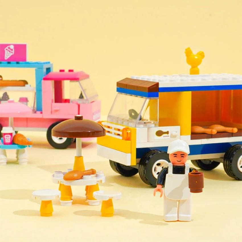Oxford Town Food Truck Chicken Building Block Set Made in Korea