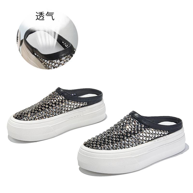Rhinestone baotou slippers women's summer new models are empty and breathable, and sandals are worn outside, which is high-end and fashionable.