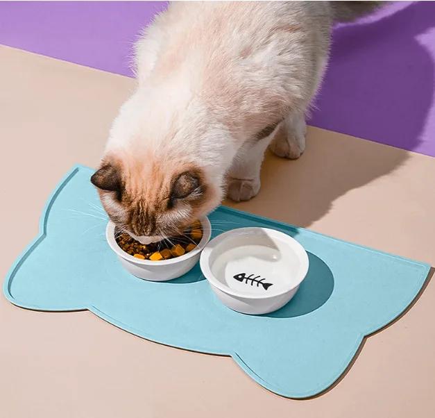 Silikonmatte for hundekatte med høye lepper Non-Stick vanntett fôringspute Valpematerbrett Vannpute Dekkematte