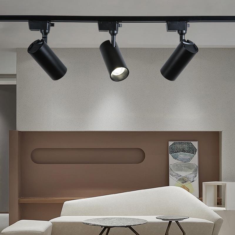 Energy-Efficient Track Lighting for Clothing Store Displays with High CRI COB Technology