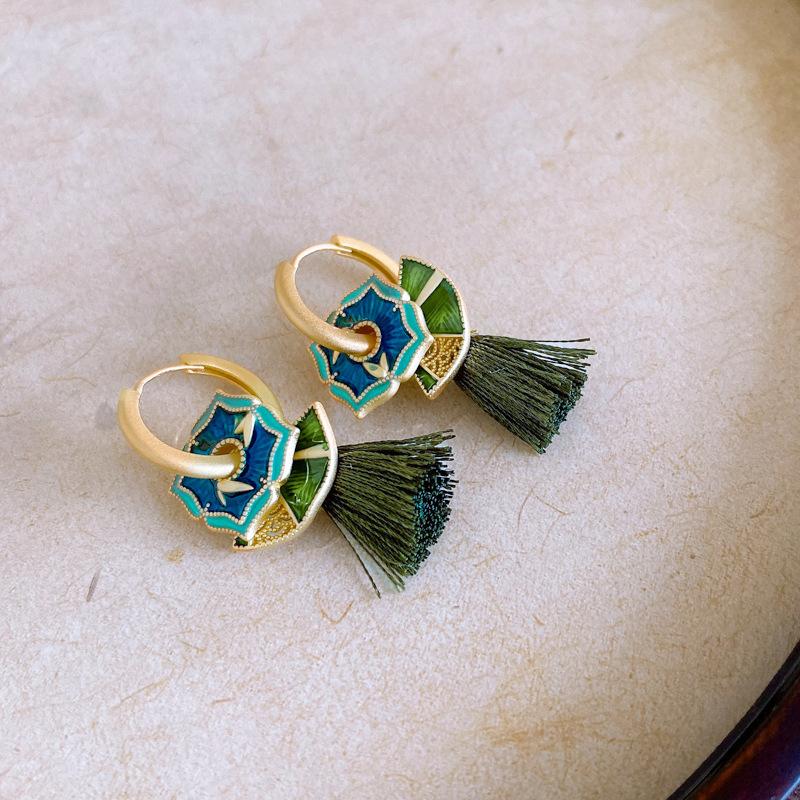 Ethnic style flower fringed earrings niche and versatile Chinese style earrings temperament light luxury high-end earrings women