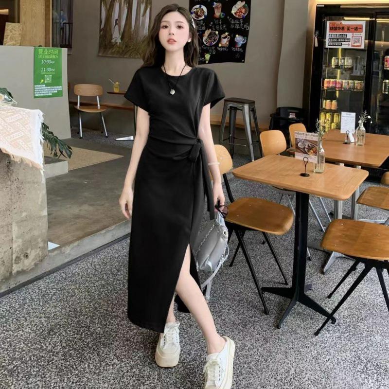 Hepburn-Style Black Petite Tea Break Dress - Summer 2024 French Design