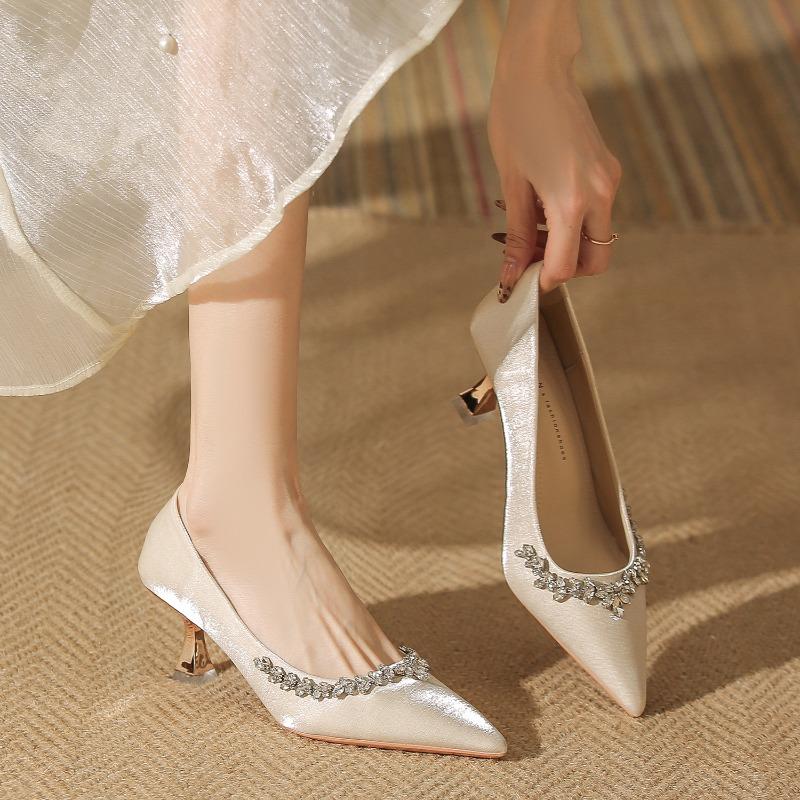New Champagne Pointed Rhinestone High Heels Women's Stiletto Temperament Wedding Shoes Light Mouth Single Shoes