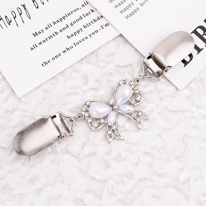 Retro spona na šál: Evropsko-americká brož na svetr a šátek s diamantovým akcentem - Slitinový doplněk proti odhalení