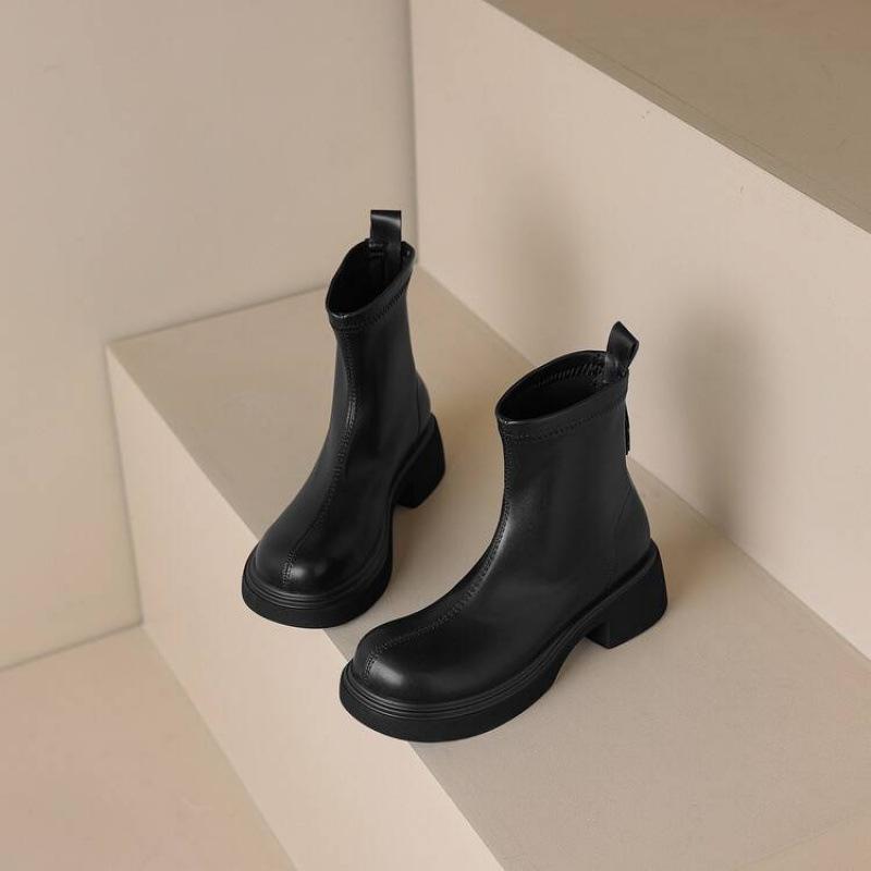 

Новые женские ботинки на среднем каблуке большого размера, задняя молния, однотонные, осенне-зимние ботинки-платформа, ботинки Мартина, корейская версия, нескользящие ботинки средней высоты, женские 39 чёрный