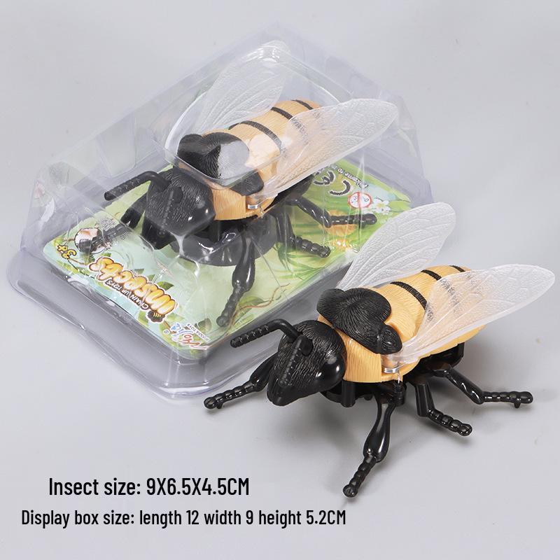 Creative Wind-Up Clockwork Beetle Toy: Crawling Prank Insect Model for Kids