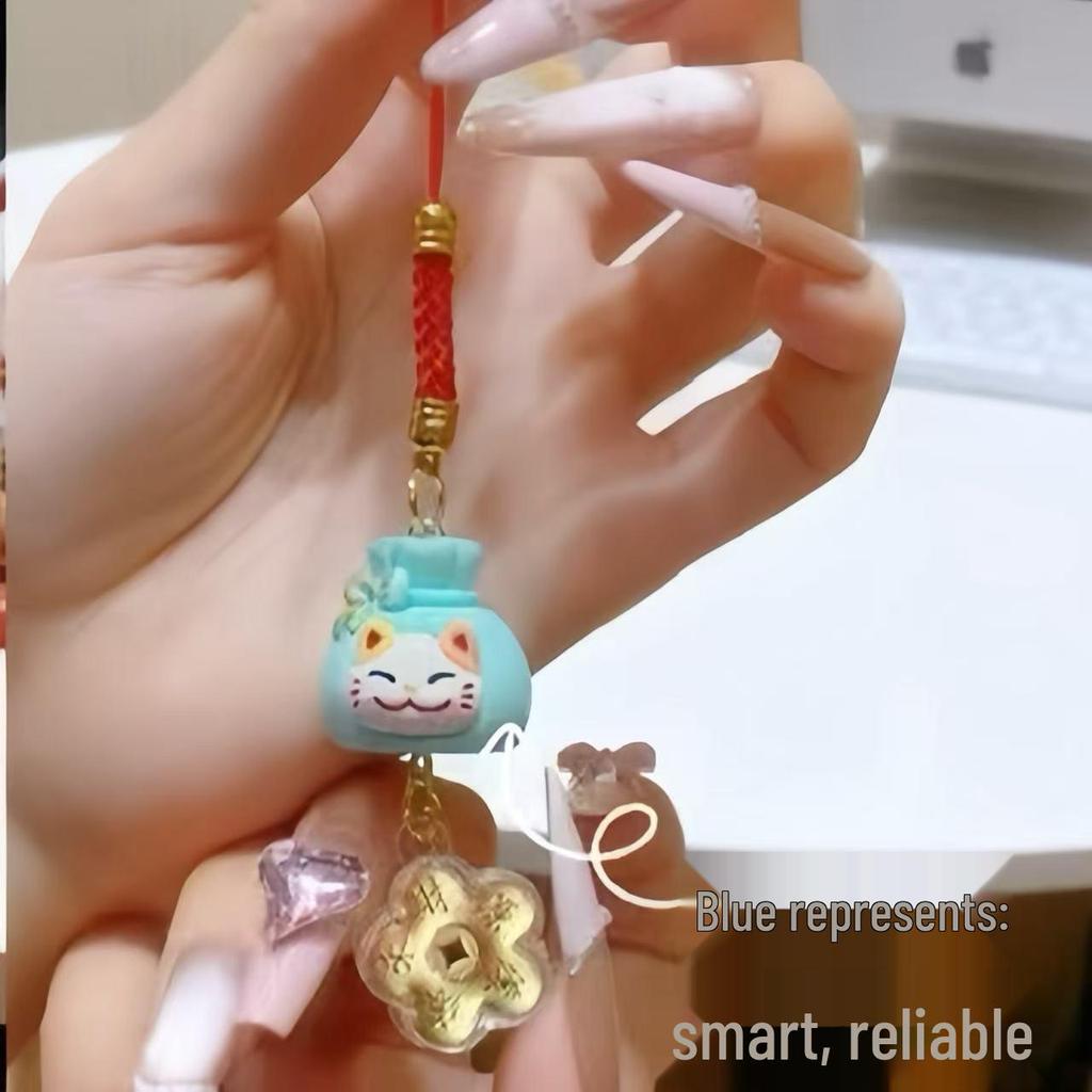 999 Pure Gold Maneki Neko Charm – Invite Wealth: Chinese Style Keychain & Phone Accessory