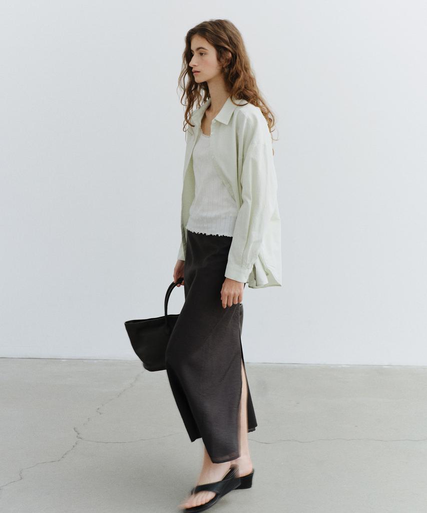 Yulago Silk Back Slit Long Skirt