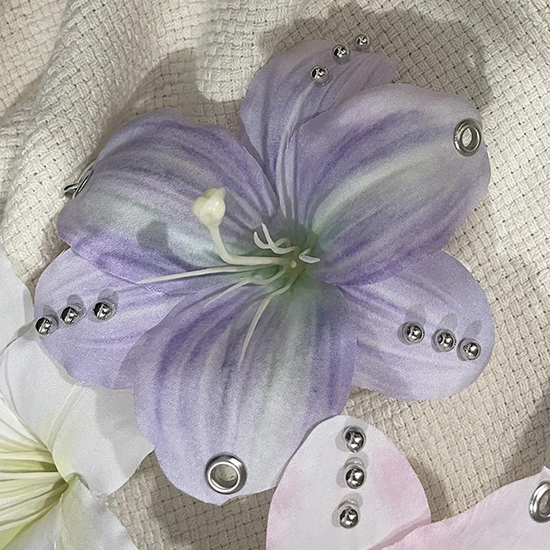 Creative Simulation Flower Bag Pendant Exquisite Phalaenopsis Orchid Lily Keychain Backpack Decoration Accessories Gifts
