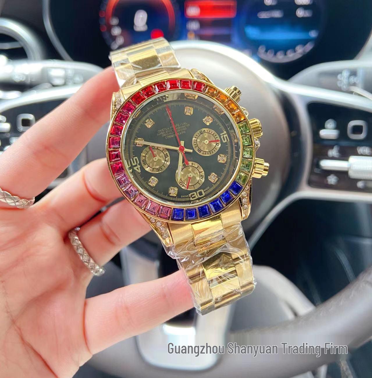 

Daytona Rainbow Quartz Men s Watch with Six-Hand Round Dial Standard Size чорний/золотий