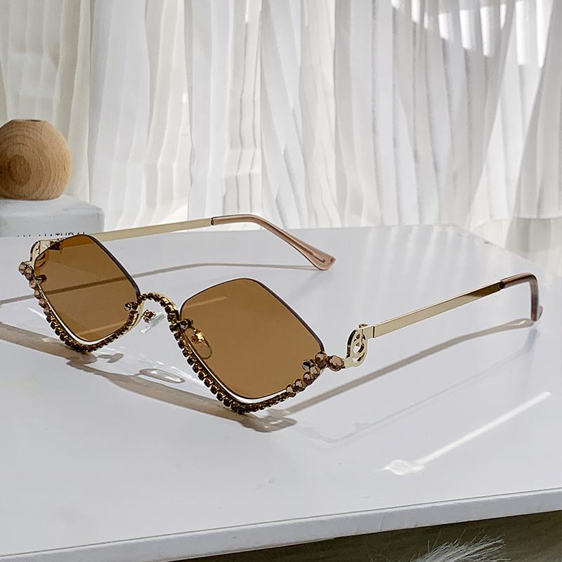 

Новые солнцезащитные очки с полурамкой из стразов, преувеличенные цветные очки с бриллиантами, солнцезащитные очки женские 90306-1