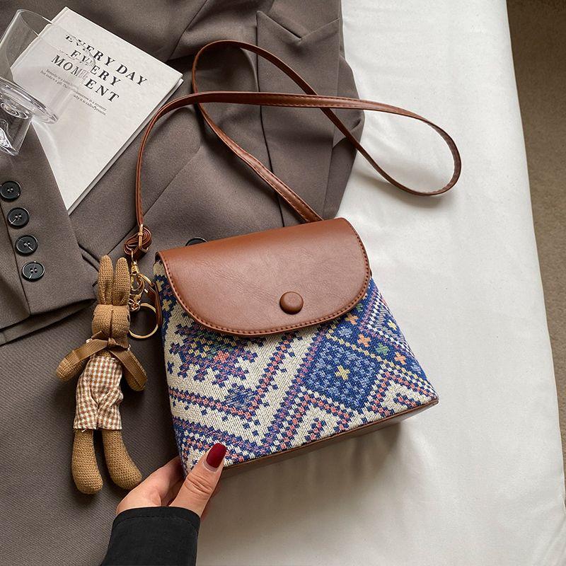 Ethnic Style Sub Bag for Women Mobile Phone Crossbody Bag for Women Shoulder Bag