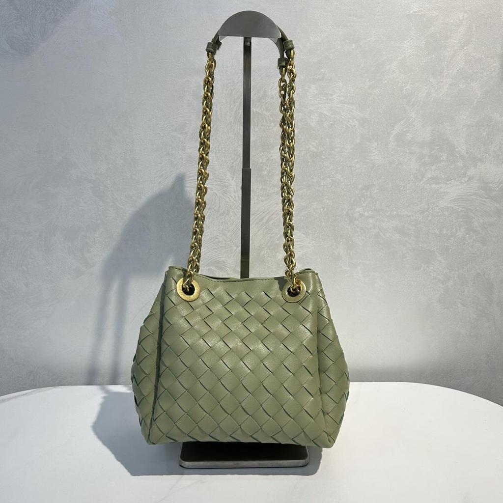 2025 Women's Handmade Leather Woven Chain Bag – Versatile Shoulder & Messenger Bag