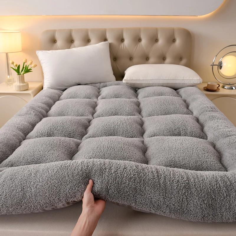 

Soft Fluffy Autumn Warm Winter Mattress Pad Queen Thick Plush Mattress Toppers Warmth Single Double Bed Pads Car Sleep Mat Camp 90x200cm