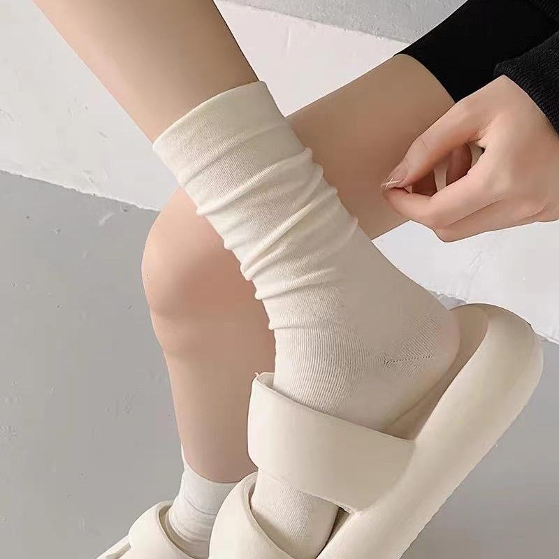 Women's White Mid-Calf Summer and Autumn Seamless Maternity Socks - Trendy, Thin, Ins Style