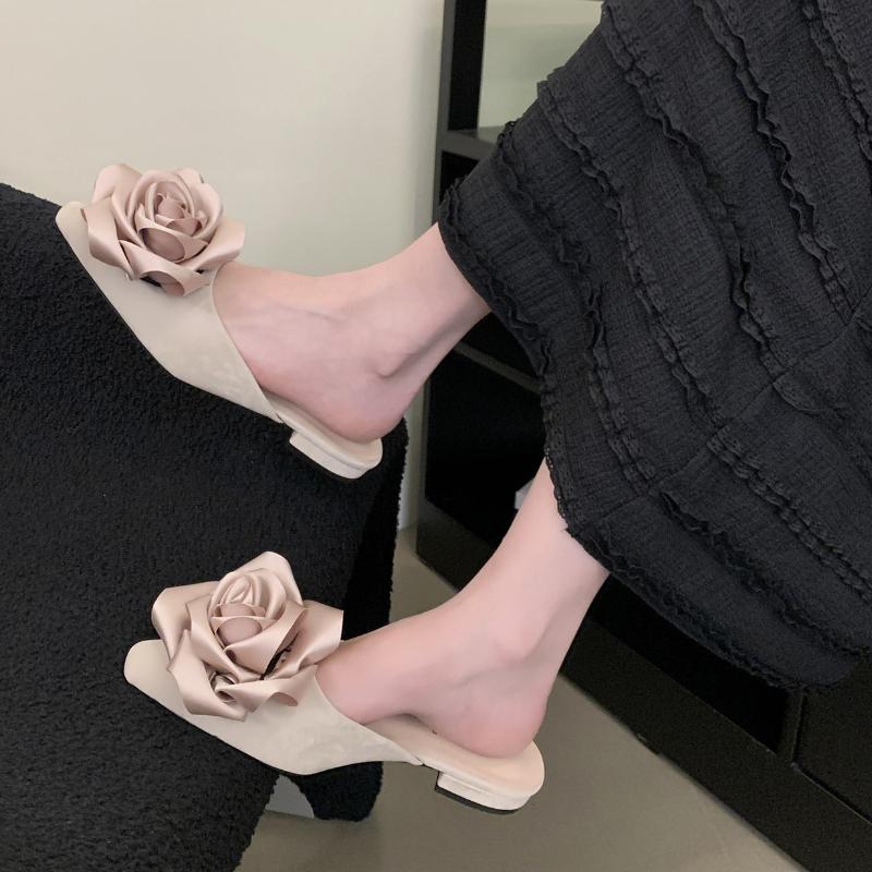 Satin Flower Square Toe Women Slippers 2025 Fashion Luxury Designer Backless Low Heel Sweet Women Mule Shoes Zapatos De Mujer