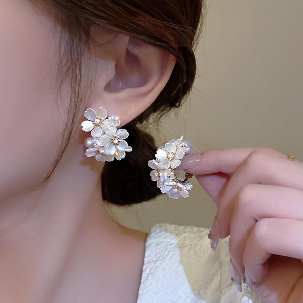 

Latest Sweet Romantic Elegant White Flower Hoop Earrings | Stylish Shell Resin Delicate Pearl Flower Zircon Earrings | Trendy Versatile Jewellery