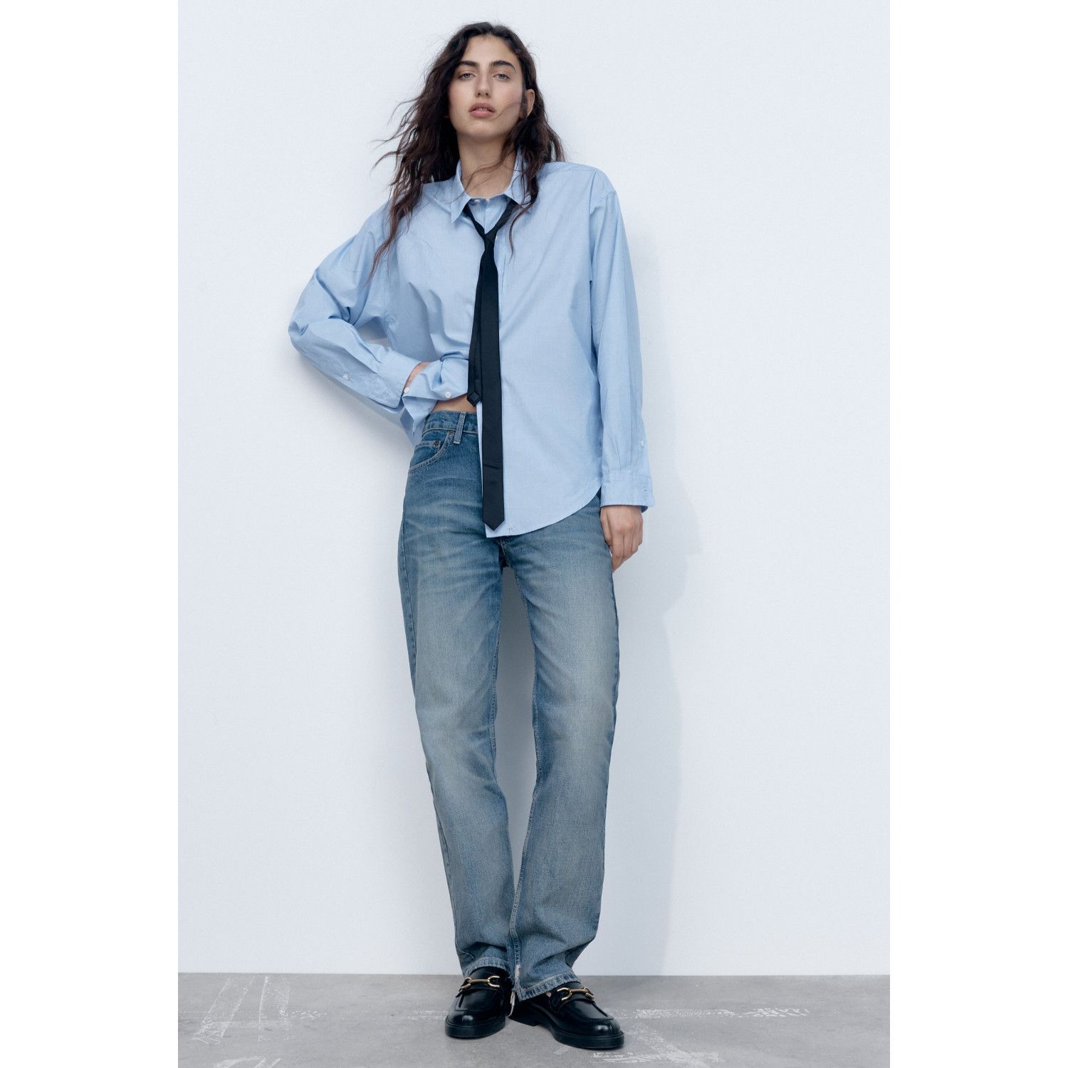 

FLAT LOAFERS WITH BUCKLE