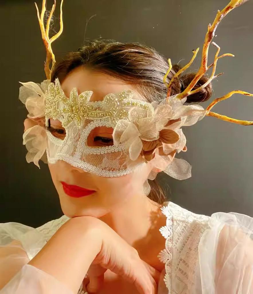 Maskenballmaske für Damen Venezianische Masken Weihnachten Damen Blumen Halbgesichtsmasken Augenmaske Cosplay Spitze Blumenastmaske