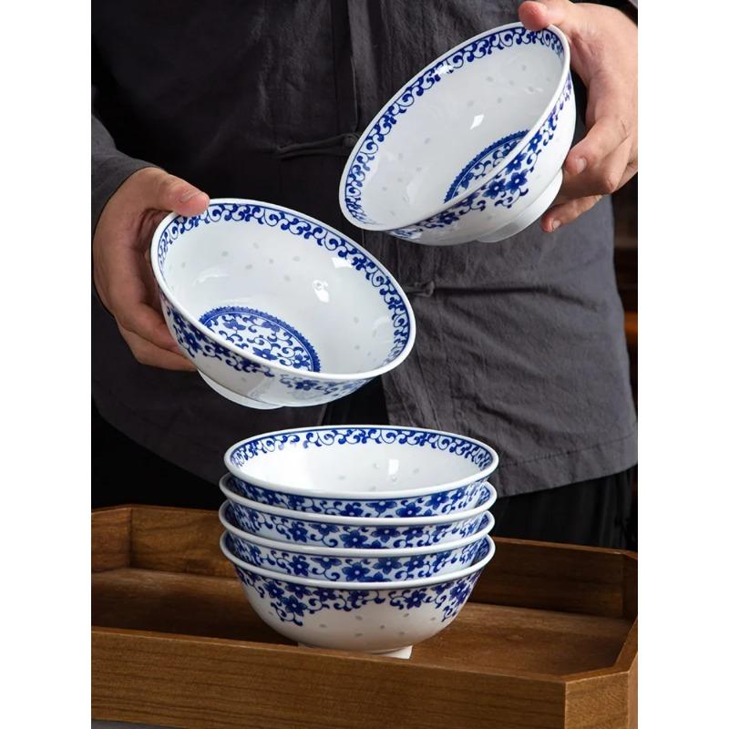 Jingdezhen Ceramic Rice Bowl Blue And White Porcelain Bowl Dinnerware Food Holder Underglaze Luminous Chinese Soup Noodle Bowls