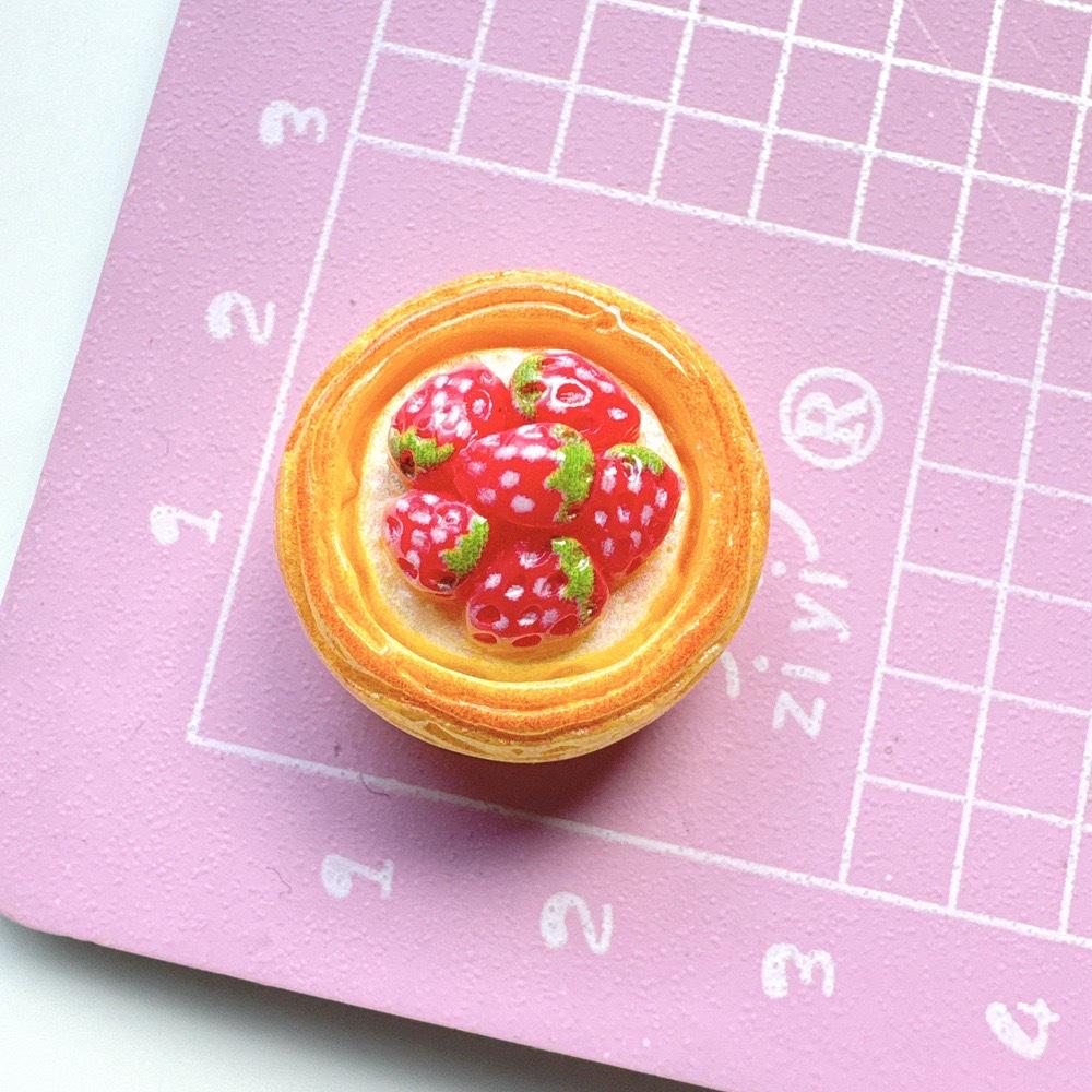 Miniature Fruit Tart Resin Accessories: Cream Glue, DIY Water Cup, Hairpin, Headband, Pendant Ornaments, Shoe Decoration.