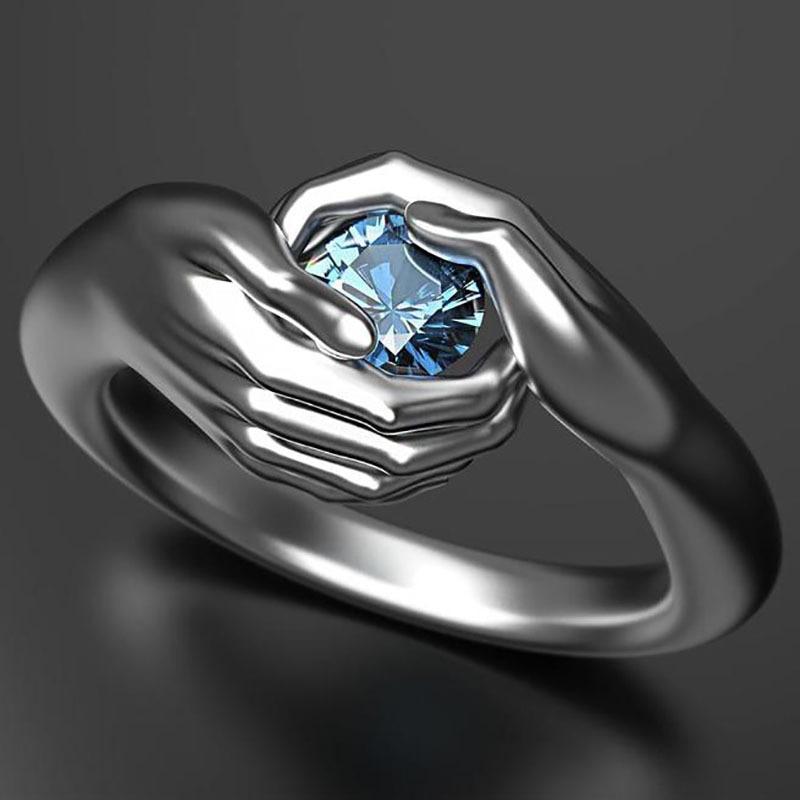 Romantic Love Hug Crystal Ring Creative Love Forever Couple Hands Hug Rings for Women Men Fashion Wedding Jewelry