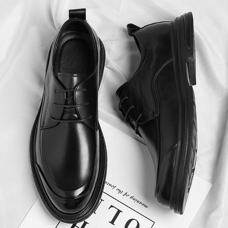 Office commuting tide one piece leather shoes leather shoes business dress 2025 Wenzhou British style men's shoes casual fashion 2025